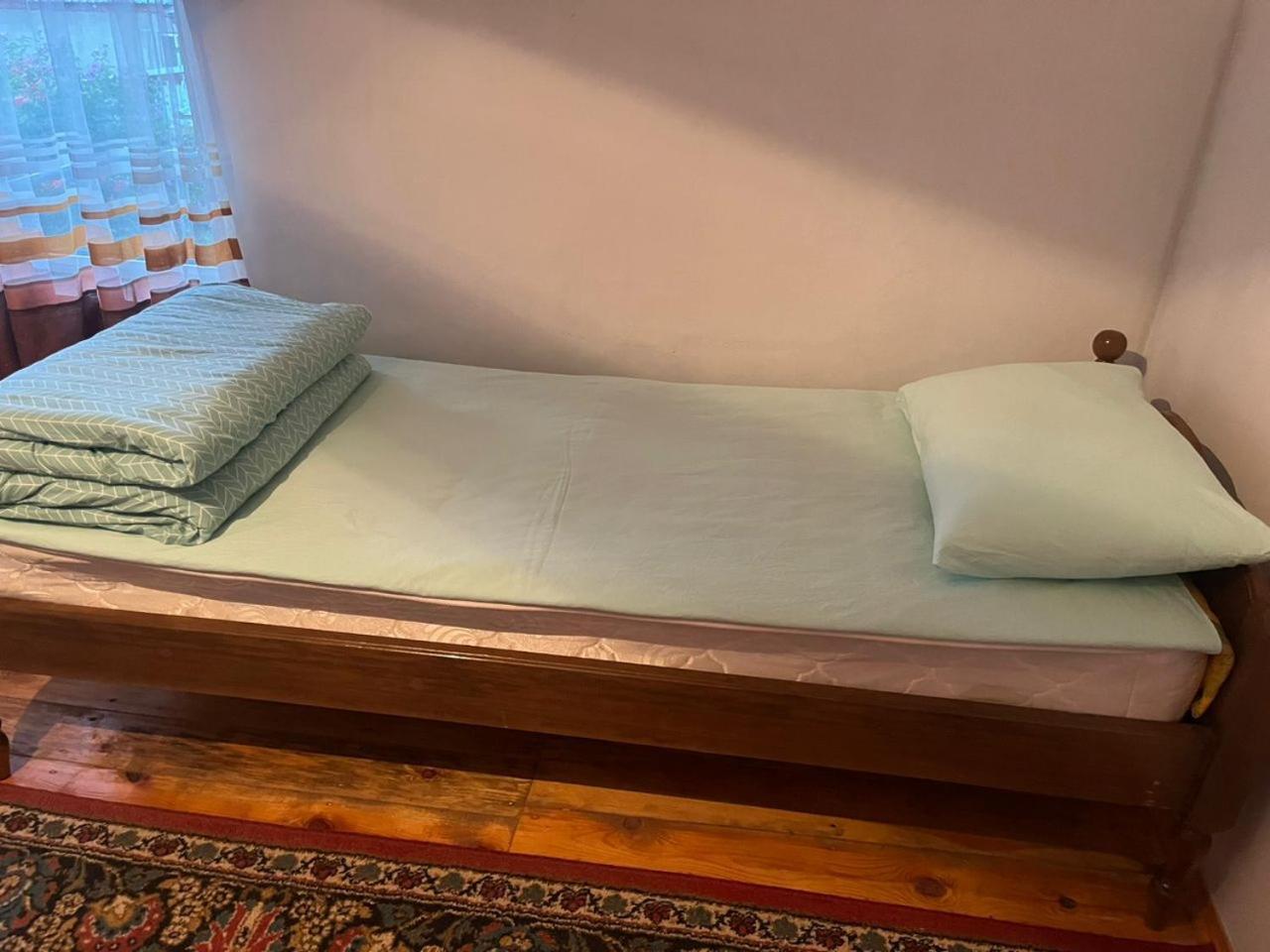 Toktogul Ghesthouse Hotel Buitenkant foto